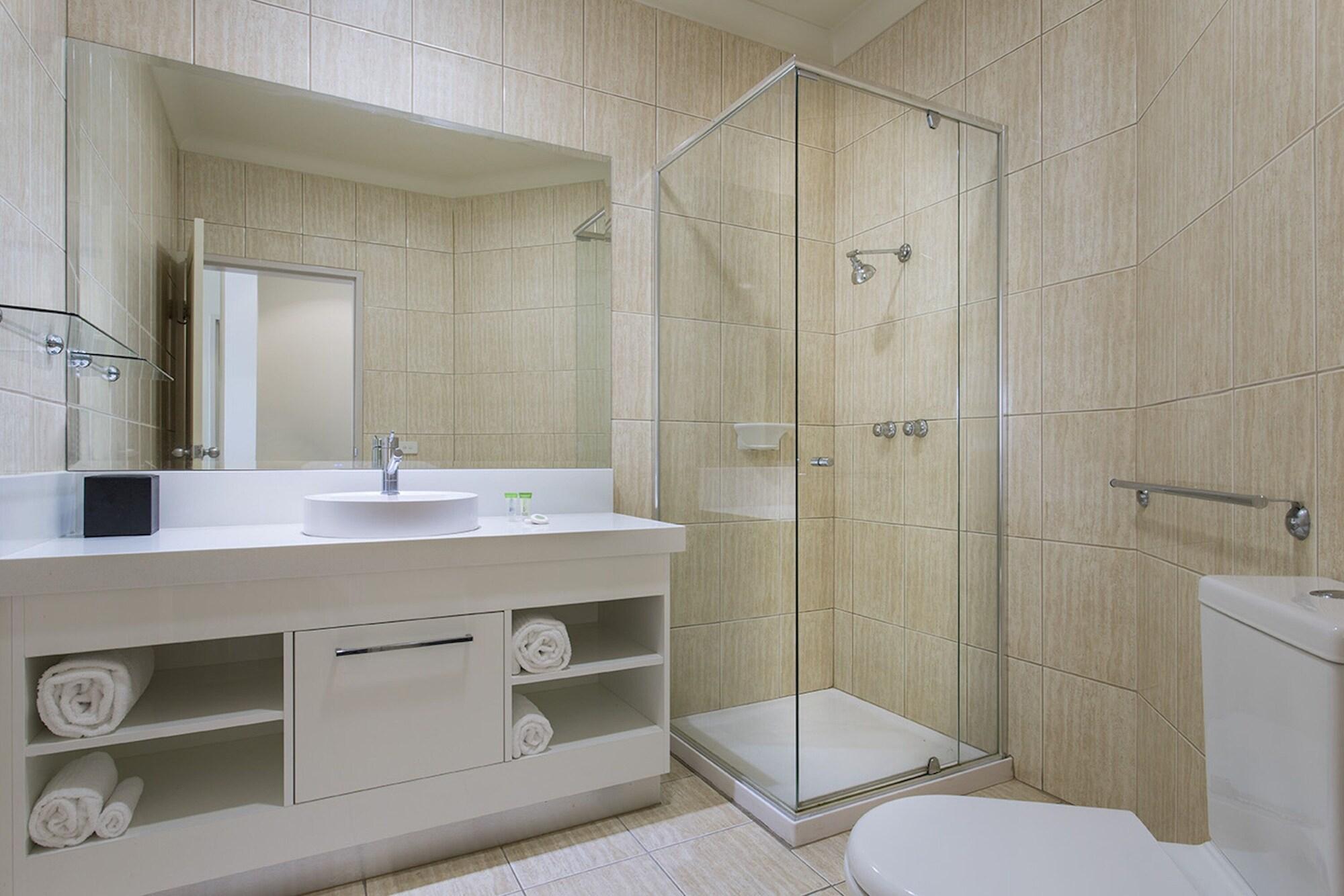 The Carrington Hotel Shepparton Bagian luar foto