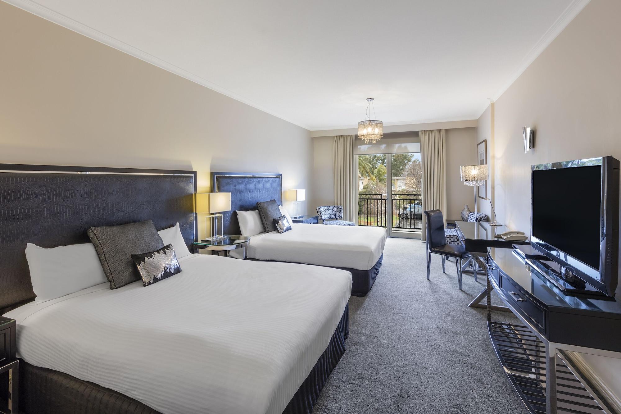 The Carrington Hotel Shepparton Bagian luar foto